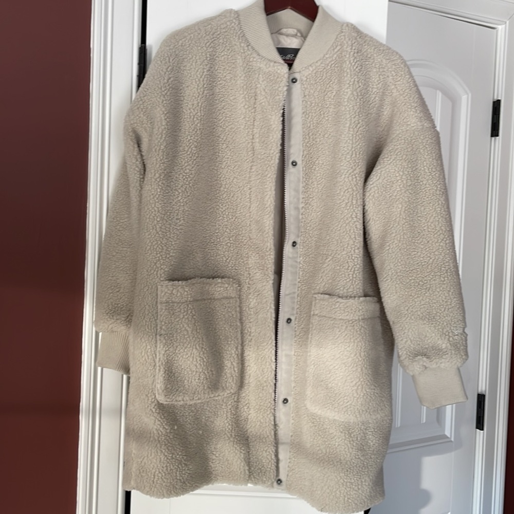 Medium Eddie Bauer Sherpa coat.